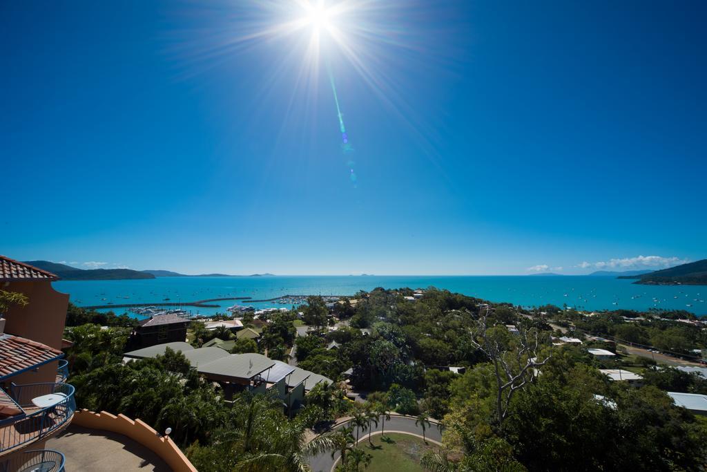 Sea Star Apartments Airlie Beach Exteriör bild